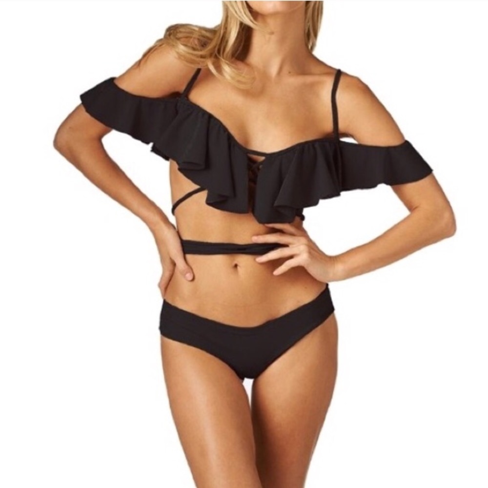 Black flounce bikini